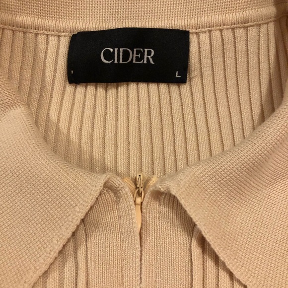 Cider creamy tan 1/4 zip sweater, long sleeve bodysuit, L - Picture 3 of 9